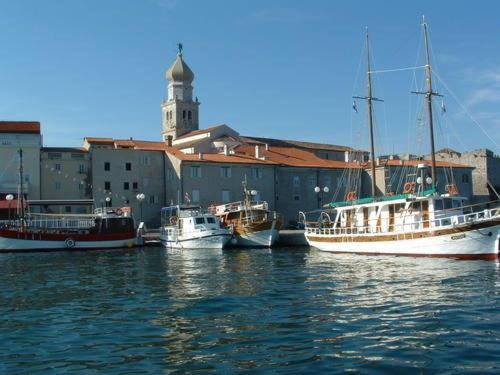 Apartmani Krk Krk Town Extérieur photo